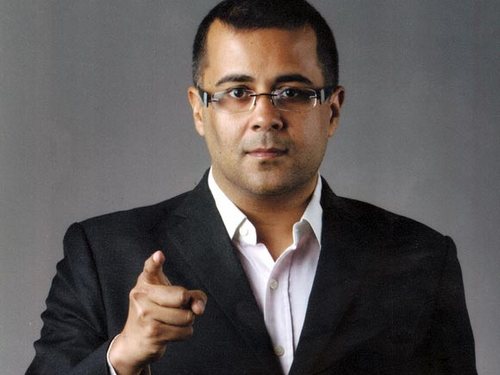 Chetan Bhagat Tries To Troll Pakistanis After Indiaâ€™s T20 Win, Gets Trolled Instead
