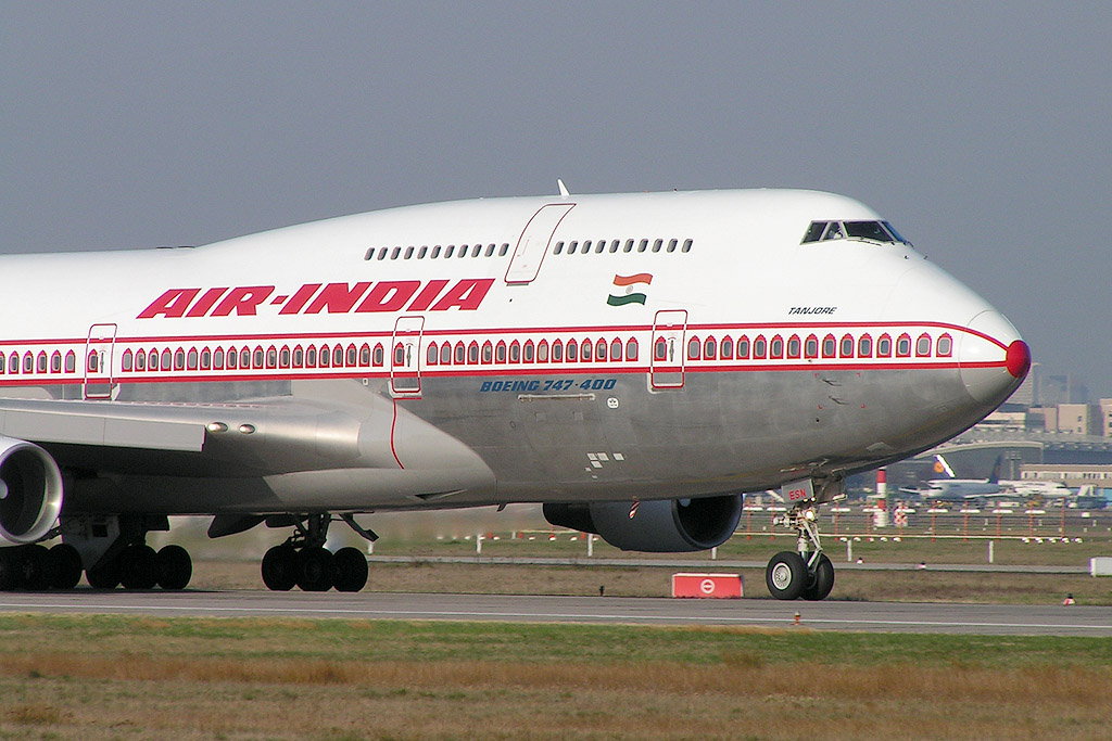 Passengers Slam Air India For Making Them Wait For 12 Hrs But Promptly Serving A VVIP