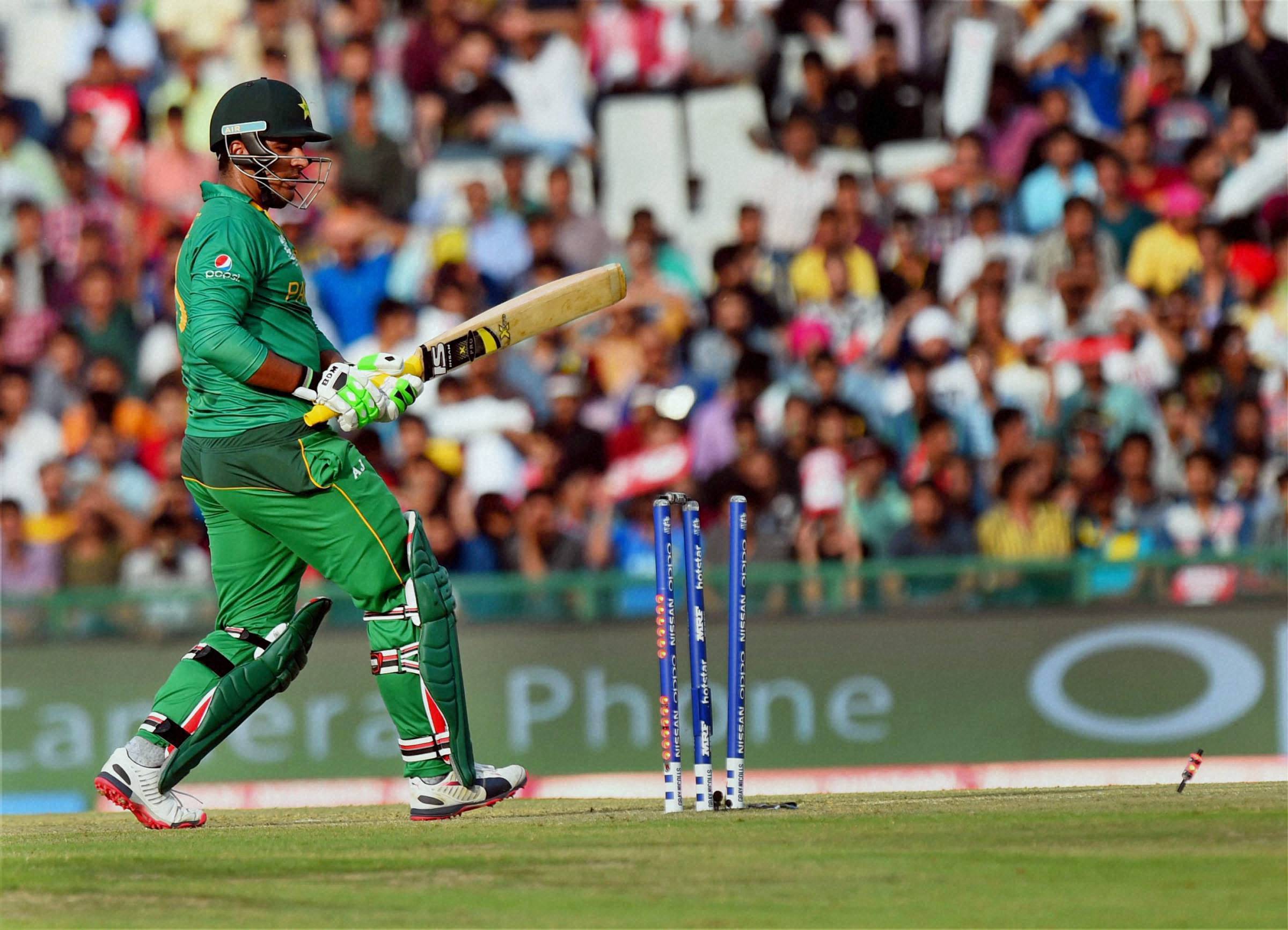 Pakistan Knocks Out Of The World Twenty 20 Tournament byAustralia
