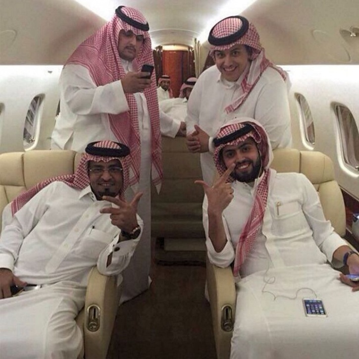 Arab Billionaire Cruises Through London In Fleet Of Gold Supercars With His Pet Cheetah