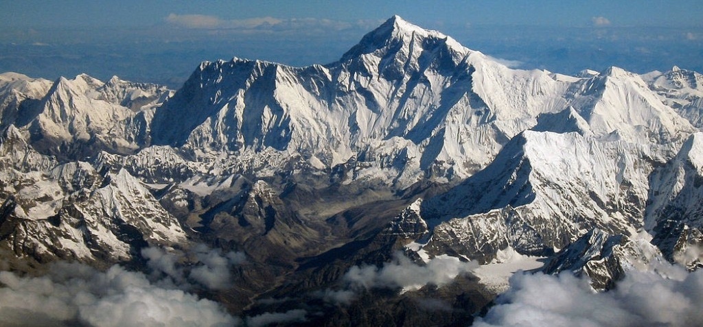 Global Warming Results In A Lake The Size Of Several Football Fields On Mt. Everest