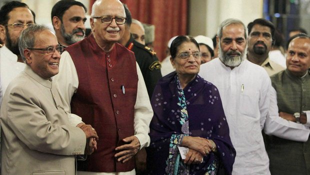 BJP Veteran LK Advani Wife Kamla Advani Passes Away Due To Heart Failure