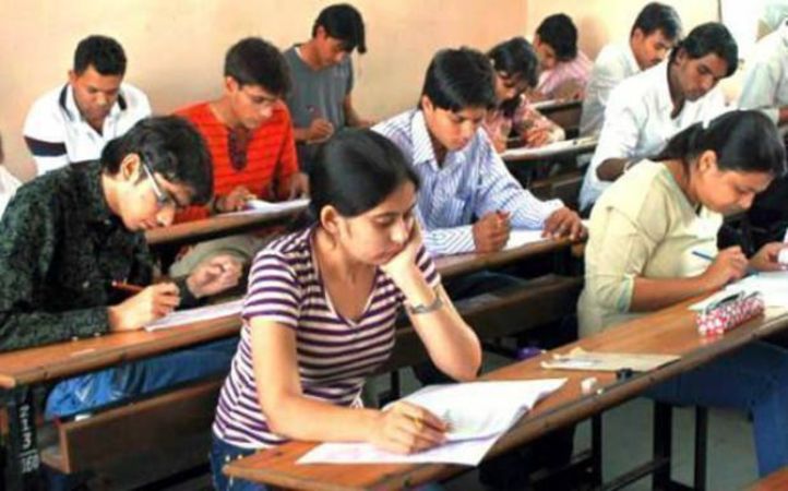 Engineering Aspirants Need At Least 75% In Class 12 To Appear For IIT-JEE Says HRD Ministry
