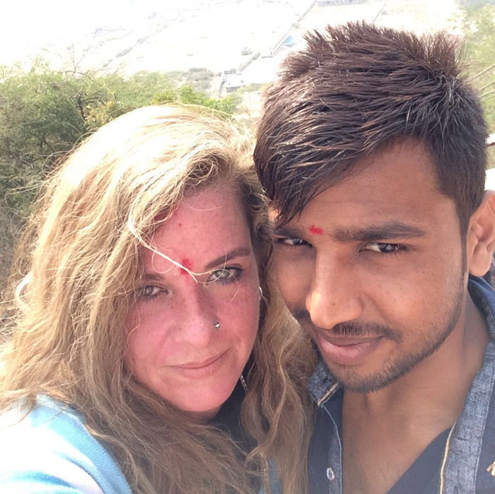 41-Year-Old Lady Left America To Marry And Live In Slums With Her Facebook Friend In India