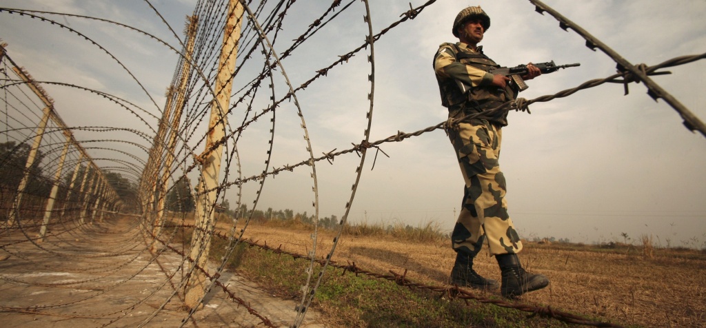 India India Working On A 5-Layer Lock On Pakistan Border To Stop Pathankot-Like Attacks