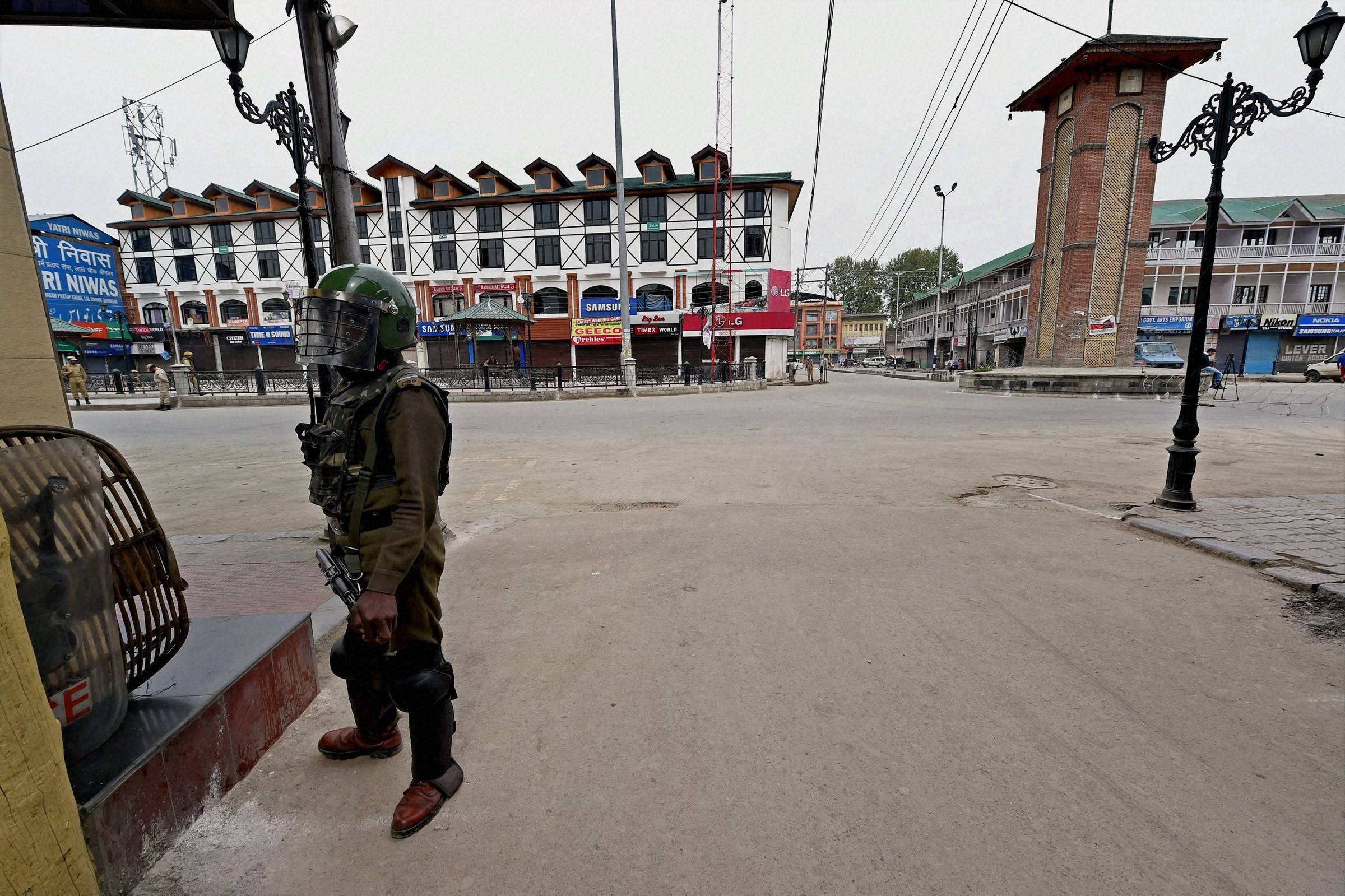 The Handwara Situation Is Going From Bad To Worse. Now An 18-Year-Old Dies Due To Army Firing