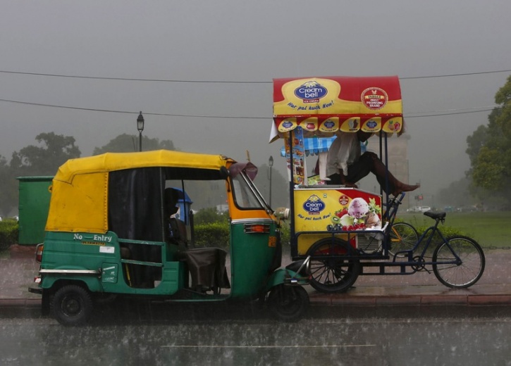 Delhi Offers Autorickshaw Drivers INR 2000 To Act As Ambulances In Times Of Urgency