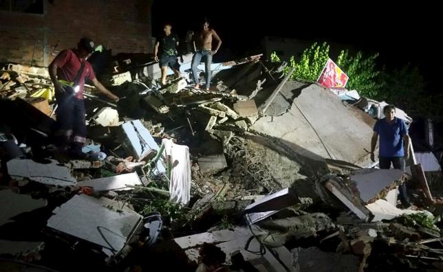Hundreds Remain Trapped Even As Ecuador Earthquake Death Toll Rises To 262