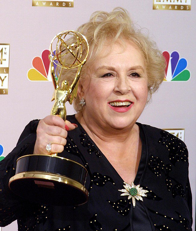 Actress Doris Roberts Best Known For Everybody Loves Raymond Dies At 90