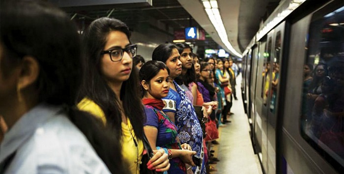 Two Men Complain About Women Seats On The Metro Get The Most Awesome Response From A Badass Aunty