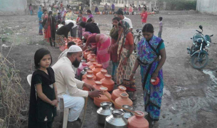 This Man Provides Water To Over 200 Households In Drought-Hit Latur Everyday