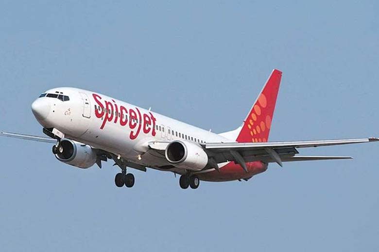 SpiceJet Sacks Pilot After He Got Air Hostess To Sit Alone With Him In Cockpit During A Flight