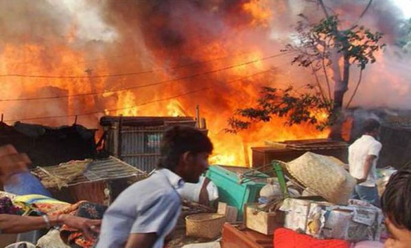 Massive Fire In Bihar Darbhanga Engulfs Over 1,000 Houses Killing At Least Three