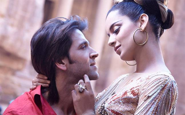 Amidst The Hrithik-Kangana Controversy This Scene From TWMR Is Going Viral and It is Super Ironic
