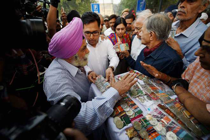 Army Veterans Who Returned Their Medals Demanding OROP Now Want Them Back