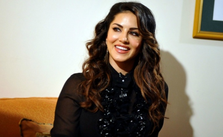 Sunny Leone New No Kissing Clause Might Leave Many Filmmakers Disappointed