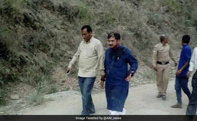 BJP Rajya Sabha MP Tarun Vijay Attacked By Mob For Trying To Take Dalits Into Uttarakhand Temple