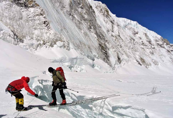 Second Indian Mountaineer Dies On Mount Everest Two Others Still Missing