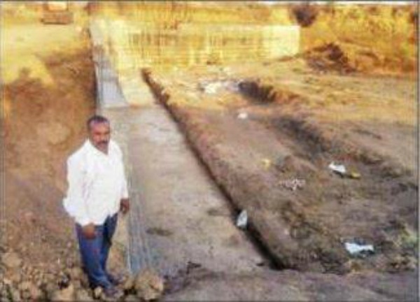 Meet Sanjay Tidke - A Maharashtra Farmer Who Sold His Land To Build A Dam To Fight The Water Crisis