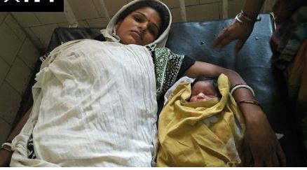 Woman Gives Birth To A Baby Boy Inside A Delhi Police Van