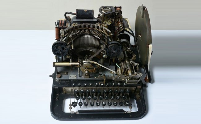 Once Used By Hitler This WW-II Coding Machine Was Sold On eBay For Just Â£10