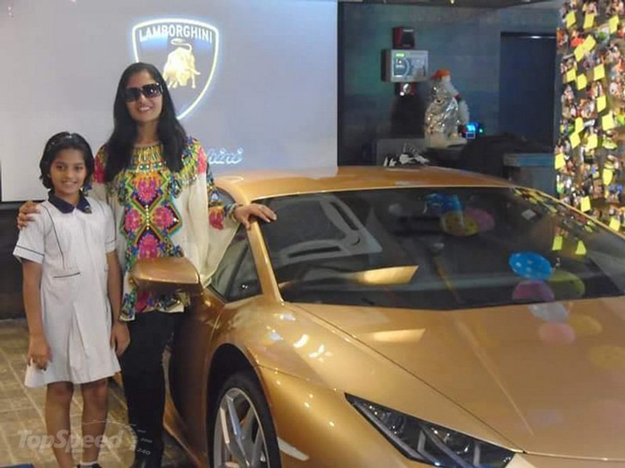 Meet Sheetal Dugar, The 1st Indian Woman To Own And Race In A Lamborghini Huracan