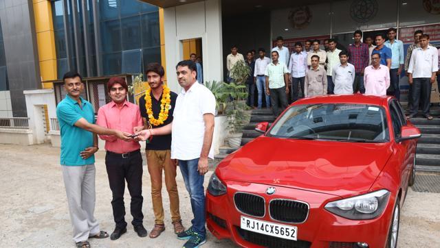 A Coaching Institute In Rajasthan Gave A Student A BMW For Doing Well In The IIT-JEE