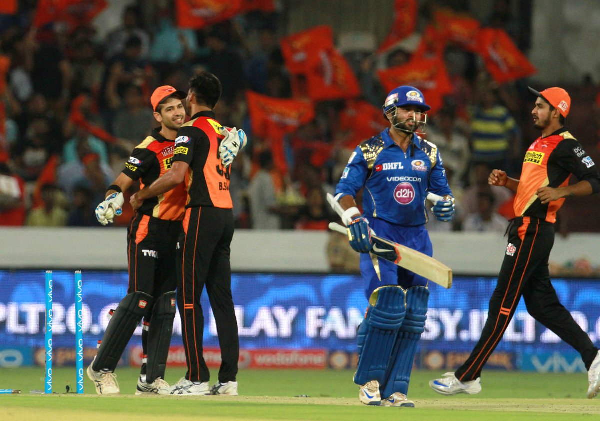 Warner Power Gives Sunrisers Hyderabad First Win Of IPL 9