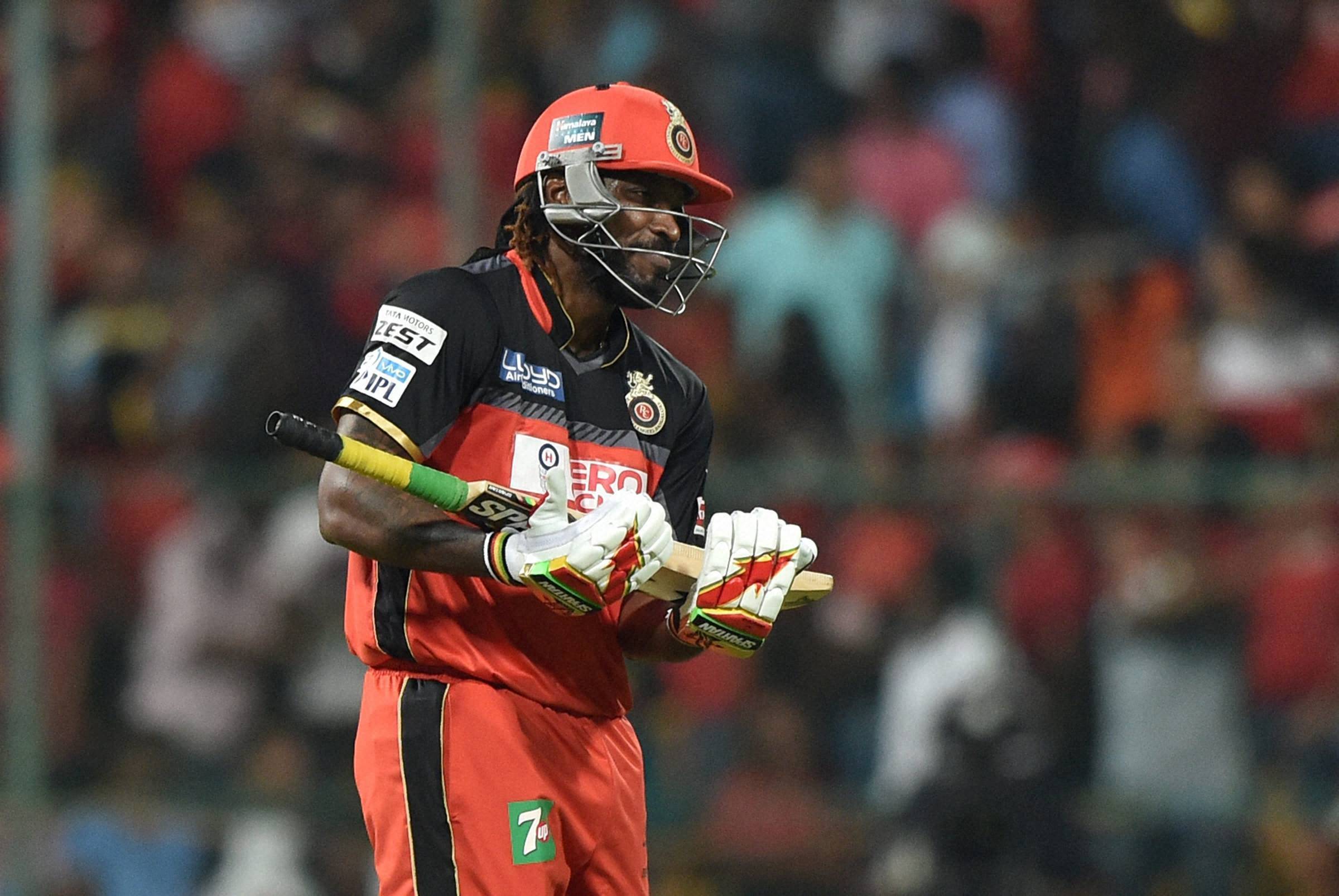 Chris Gayle Does It Again! Boasts About His â€˜Very, Very Big Batâ€™ To A Female Journalist