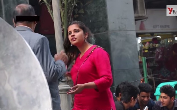 Drunk Girl Wanders On The Delhi-Streets Asking Men Directions To Wine Shop, Gets Unexpected Replies